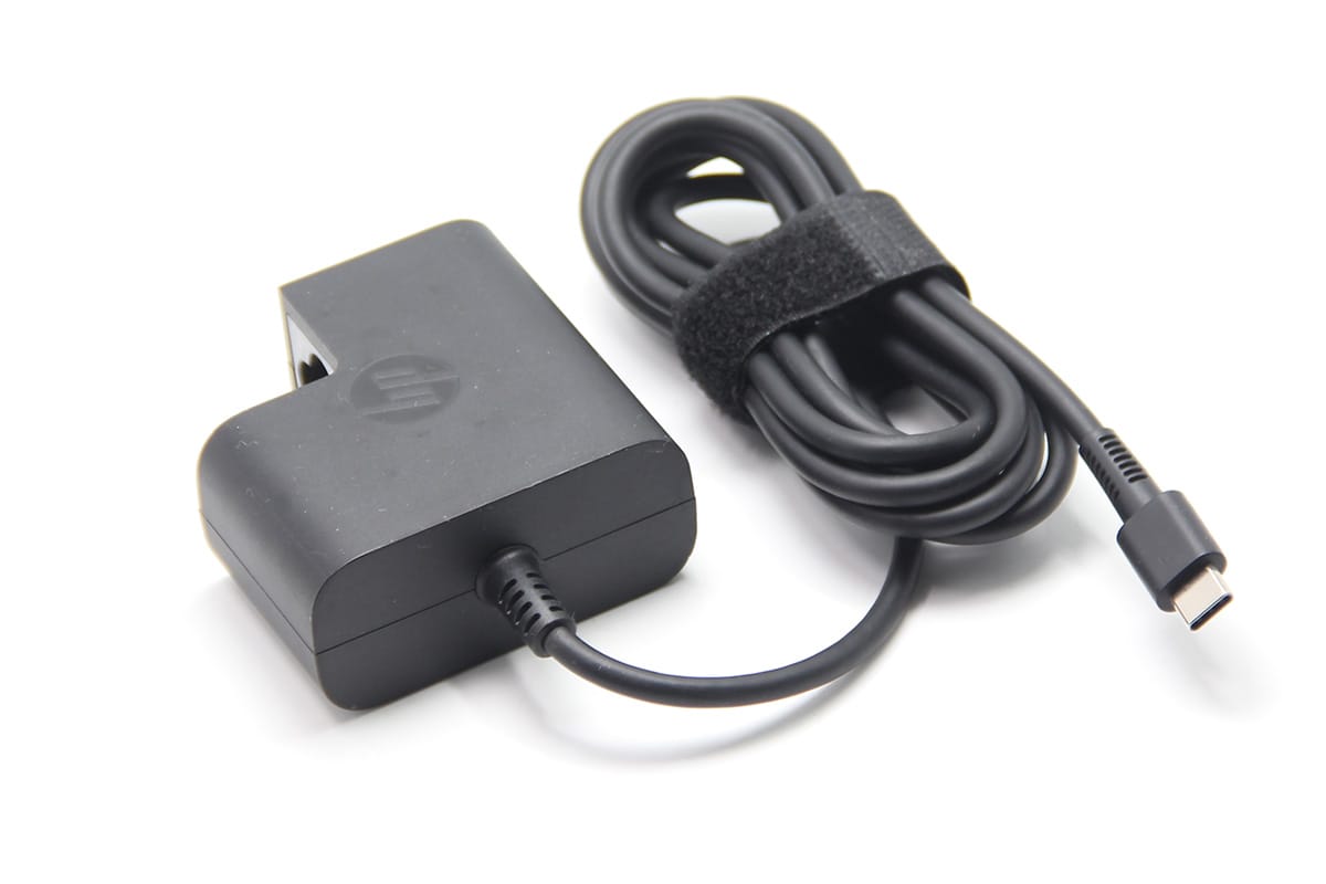 HP多电压输出45瓦便携TYPE-C电源适配器USB-C TPN-LA06 20V 2.25A