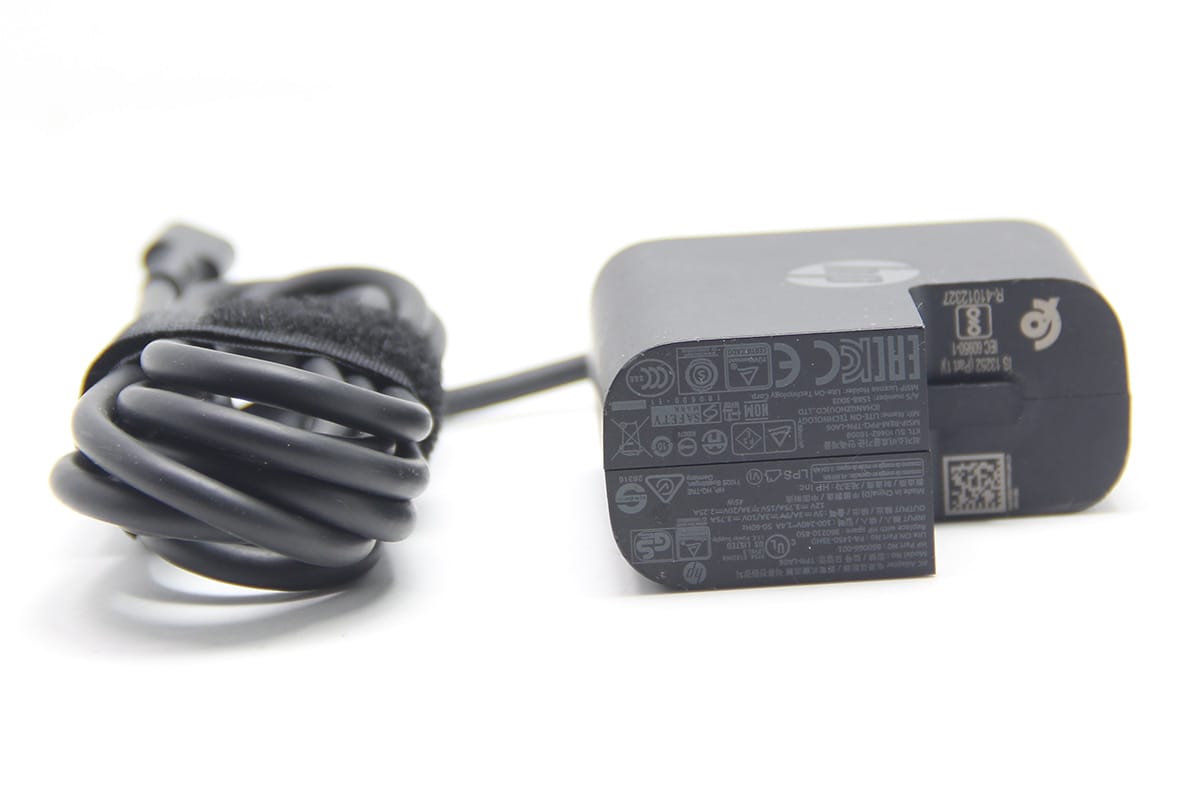 HP多电压输出45瓦便携TYPE-C电源适配器USB-C TPN-LA06 20V 2.25A
