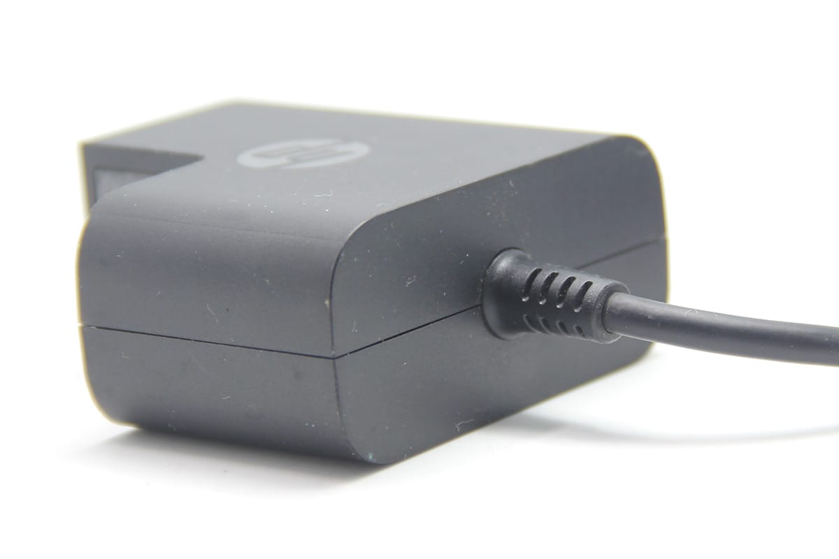 HP多电压输出45瓦便携TYPE-C电源适配器USB-C TPN-LA06 20V 2.25A