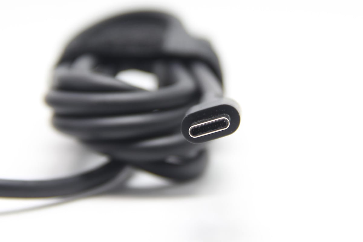 HP多电压输出45瓦便携TYPE-C电源适配器USB-C TPN-LA06 20V 2.25A