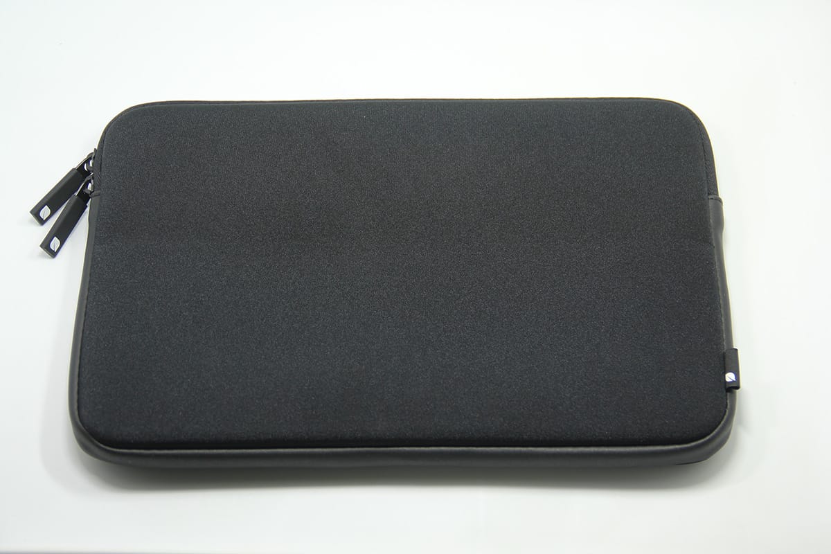 Incase macbook air pro reatina 11寸 12寸 13寸 15寸笔记本电脑包 内胆包 neoprene classic sleeve