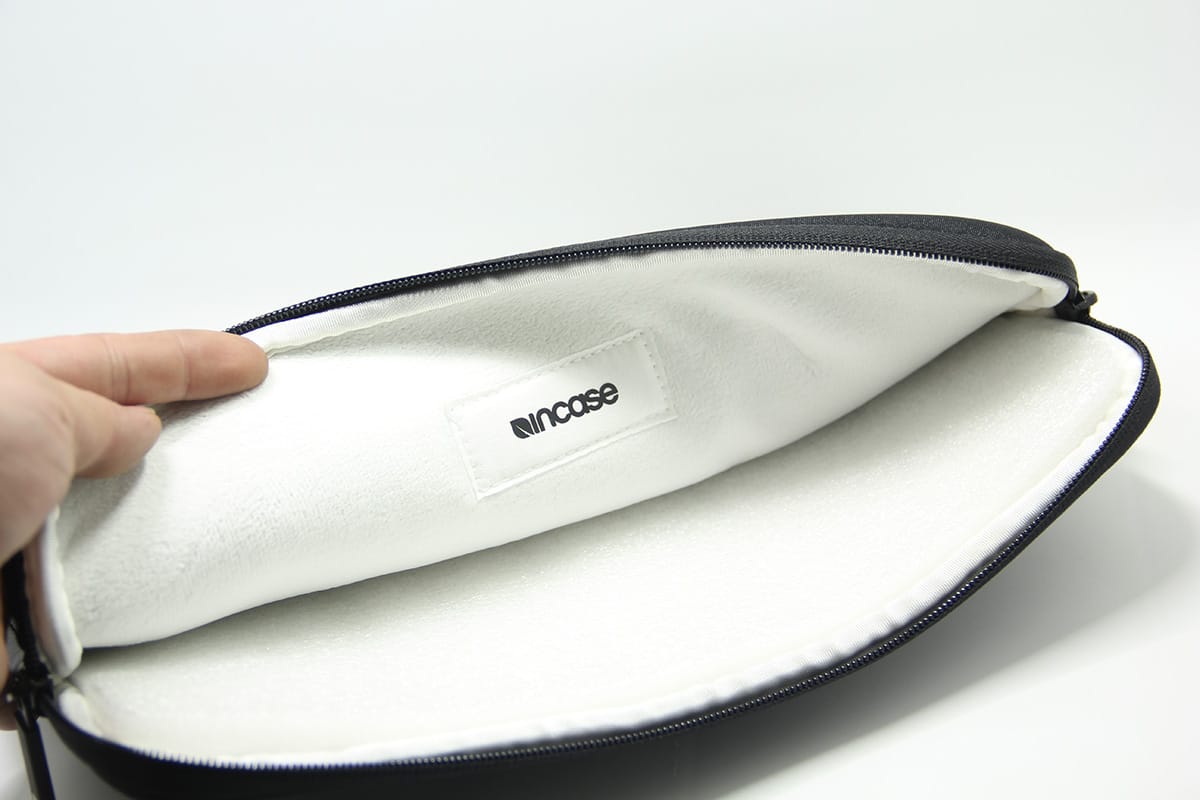 Incase macbook air pro reatina 11寸 12寸 13寸 15寸笔记本电脑包 内胆包 neoprene classic sleeve