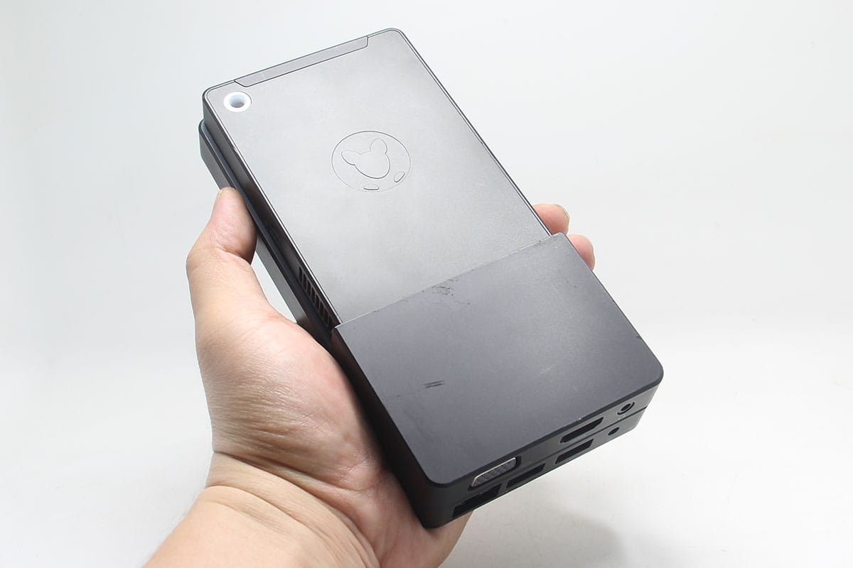 MD2B model kangaroo pc 便携式小电脑主机 手持随身电脑 下载机 轻量用途机 广告展示机