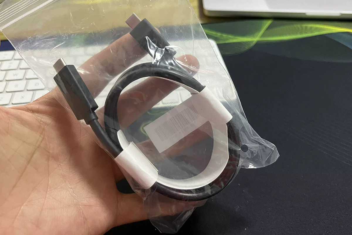 neat.全功能C数据线5A 100瓦 20G半速雷电 充电 显示器视频 数据传输线