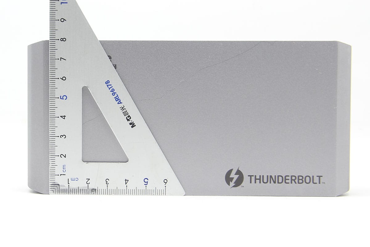 PLUGABLE 兼容雷电3和全功能C扩展坞双4k 60hz 60瓦PD供电USBgen2 10G 网声 PLUGABLE 兼容雷电3和全功能C扩展坞双4k 60hz 60瓦PD供电USBgen2 10G 网声