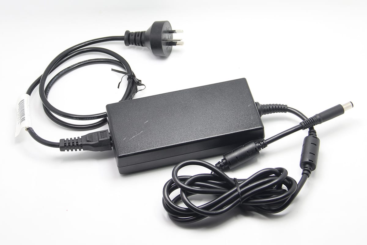 SD5200T 雷电3Thunderbolt3 40Gbps双路4K扩展坞Windows/Mac 85瓦反向供电 SD5200T 雷电3Thunderbolt3 40Gbps双路4K扩展坞Windows/Mac 85瓦反向供电
