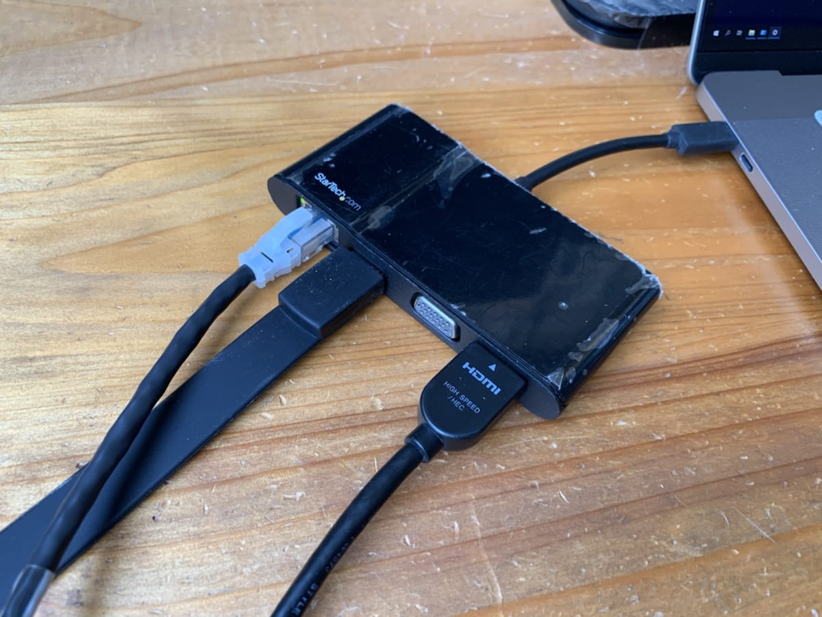 startech DKT30CHV 即插即用型 c转USB 千兆以太网 HDMI VGA 便携式扩展坞 startech DKT30CHV 即插即用型 c转USB 千兆以太网 HDMI VGA 便携式扩展坞