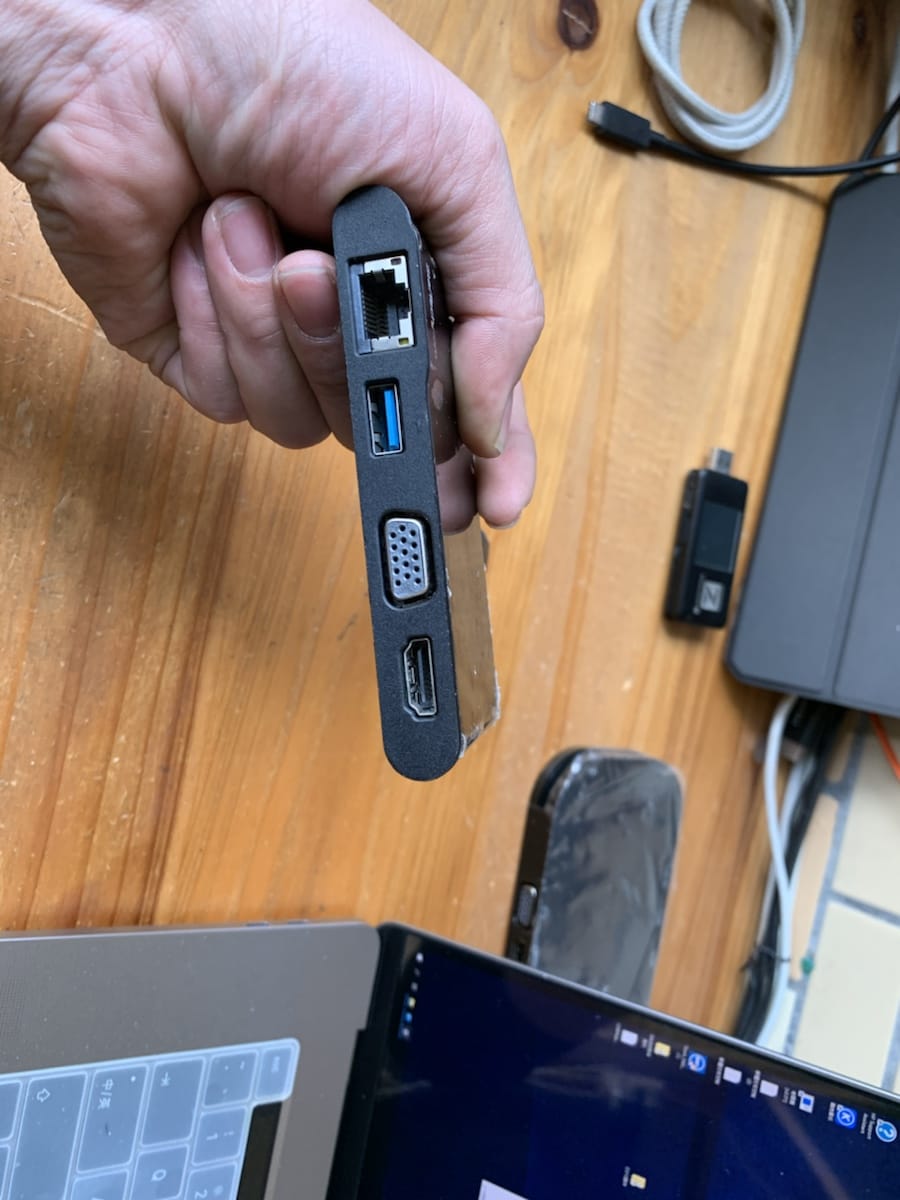 startech DKT30CHV 即插即用型 c转USB 千兆以太网 HDMI VGA 便携式扩展坞 startech DKT30CHV 即插即用型 c转USB 千兆以太网 HDMI VGA 便携式扩展坞