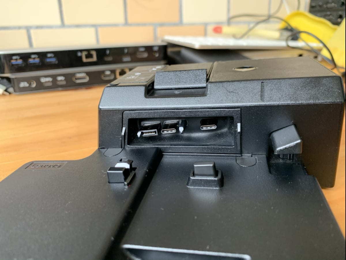 thinkpad pro docking station底座专业型扩展坞dock 40AH 20v 6.75A thinkpad pro docking station底座专业型扩展坞dock 40AH 20v 6.75A