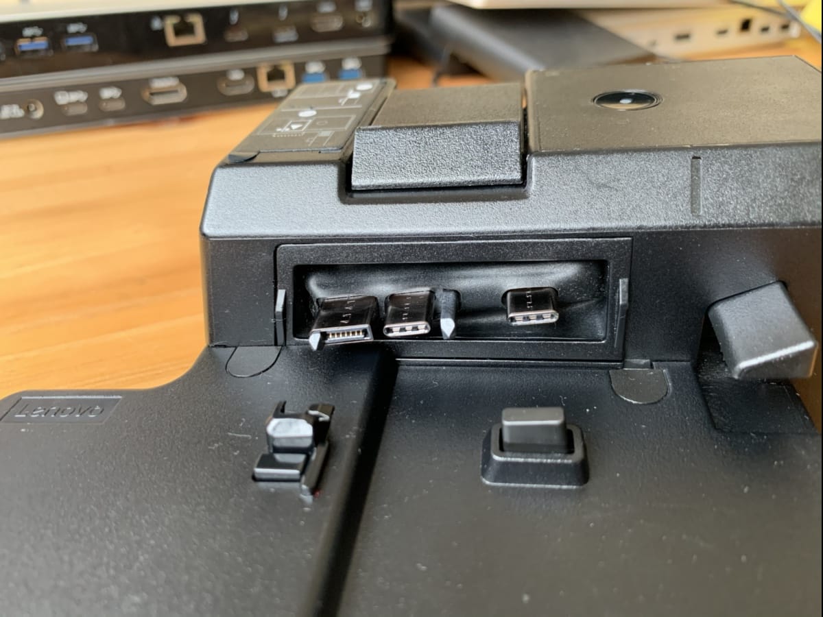 thinkpad pro docking station底座专业型扩展坞dock 40AH 20v 6.75A thinkpad pro docking station底座专业型扩展坞dock 40AH 20v 6.75A