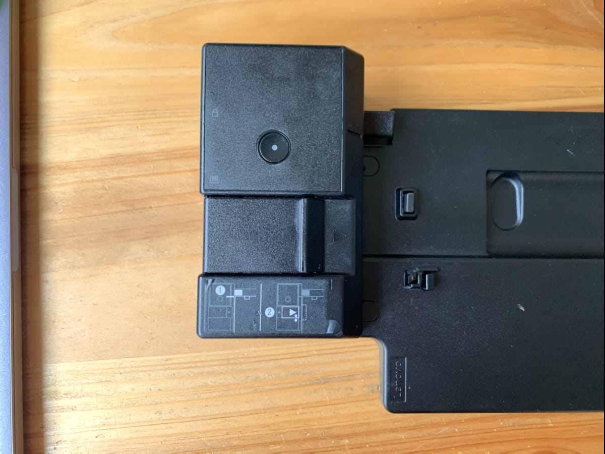 thinkpad pro docking station底座专业型扩展坞dock 40AH 20v 6.75A thinkpad pro docking station底座专业型扩展坞dock 40AH 20v 6.75A