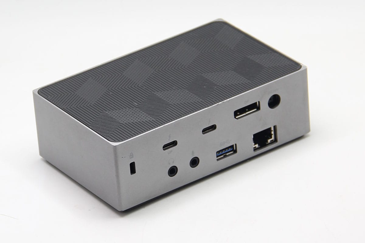 Thunderbolt™ 3 DV4K DOCK220 Docking Station with Power (Space Grey)兼容雷电3和全功能C扩展坞双4k 60hz 60瓦PD供电USBgen2 10G 网卡声卡 Thunderbolt™ 3 DV4K DOCK220 Docking Station with Power (Space Grey)兼容雷电3和全功能C扩展坞双4k 60hz 60瓦PD供电USBgen2 10G 网卡声卡