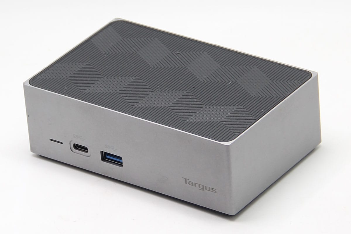 Thunderbolt™ 3 DV4K DOCK220 Docking Station with Power (Space Grey)兼容雷电3和全功能C扩展坞双4k 60hz 60瓦PD供电USBgen2 10G 网卡声卡 Thunderbolt™ 3 DV4K DOCK220 Docking Station with Power (Space Grey)兼容雷电3和全功能C扩展坞双4k 60hz 60瓦PD供电USBgen2 10G 网卡声卡