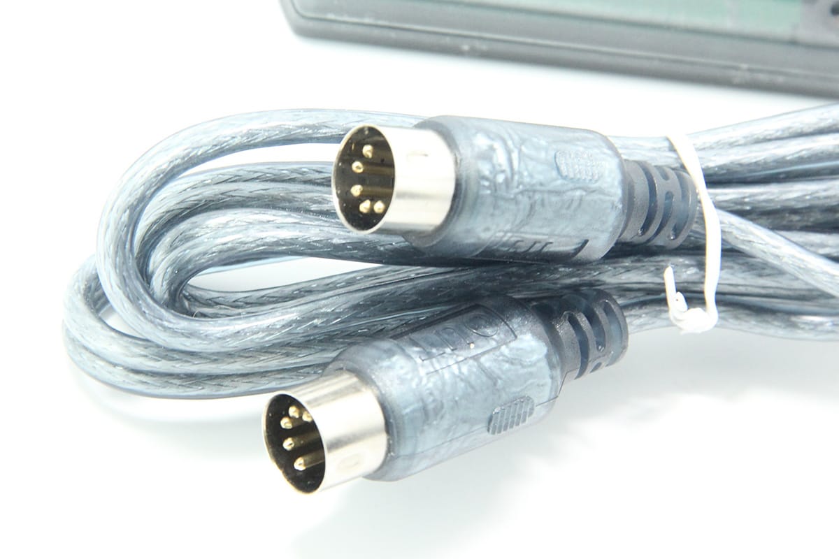 YAMAHA USB-MIDI UX-16 midi线 电脑桌面程式连接线