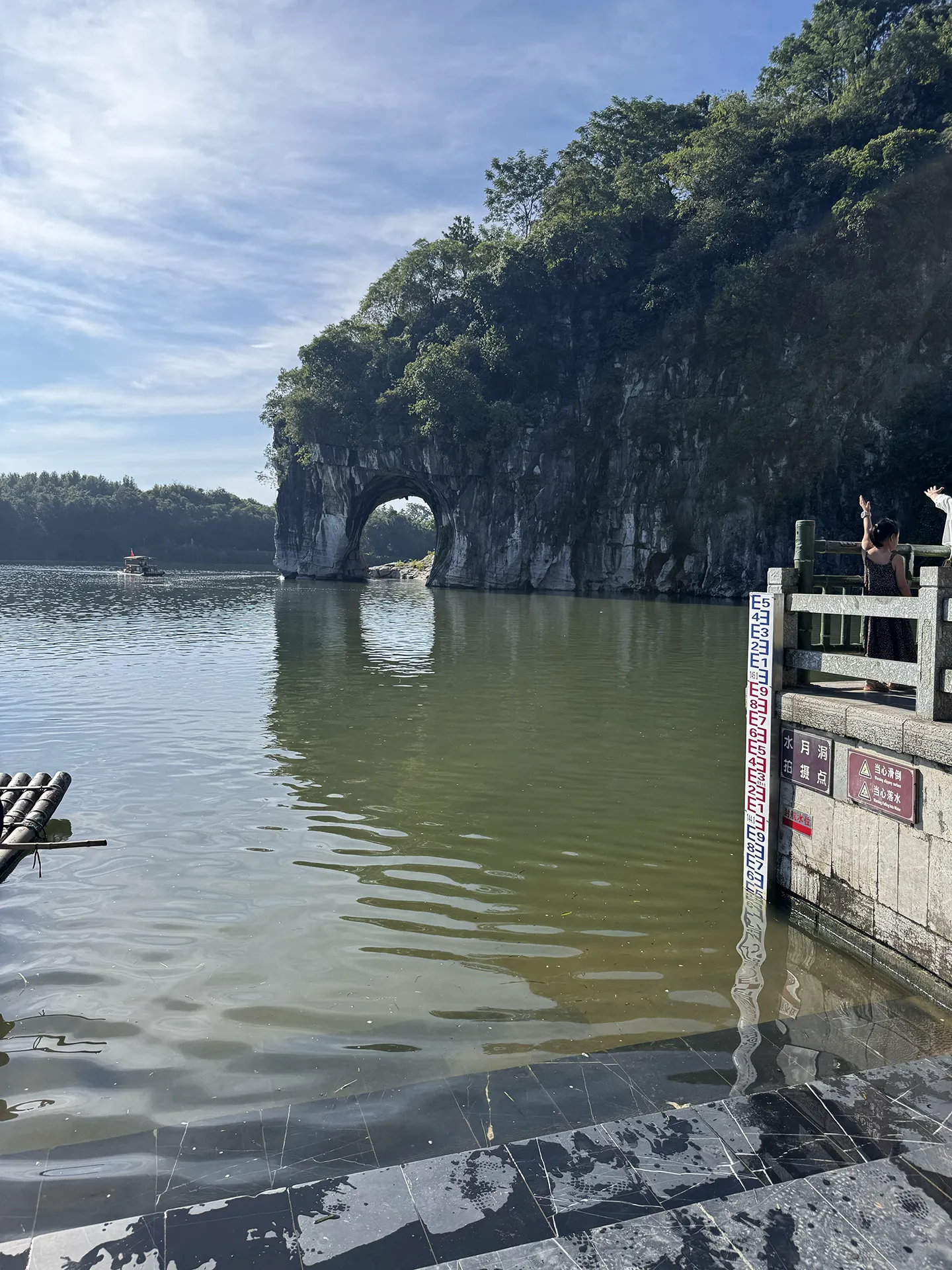 暑假陪孩子-桂林一日/观象鼻山-赏日月双塔