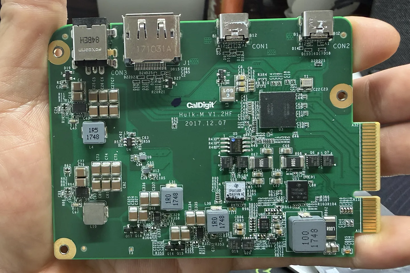CalDigit TS3 PLUS DOCK / 雷电3扩展坞 拆解视频和主板高清图