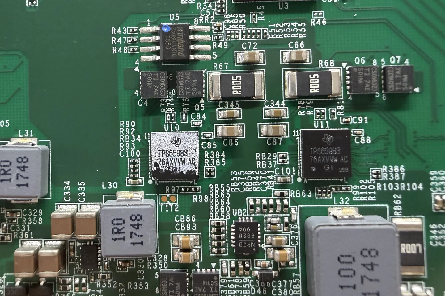 CalDigit TS3 PLUS DOCK / 雷电3扩展坞 拆解视频和主板高清图