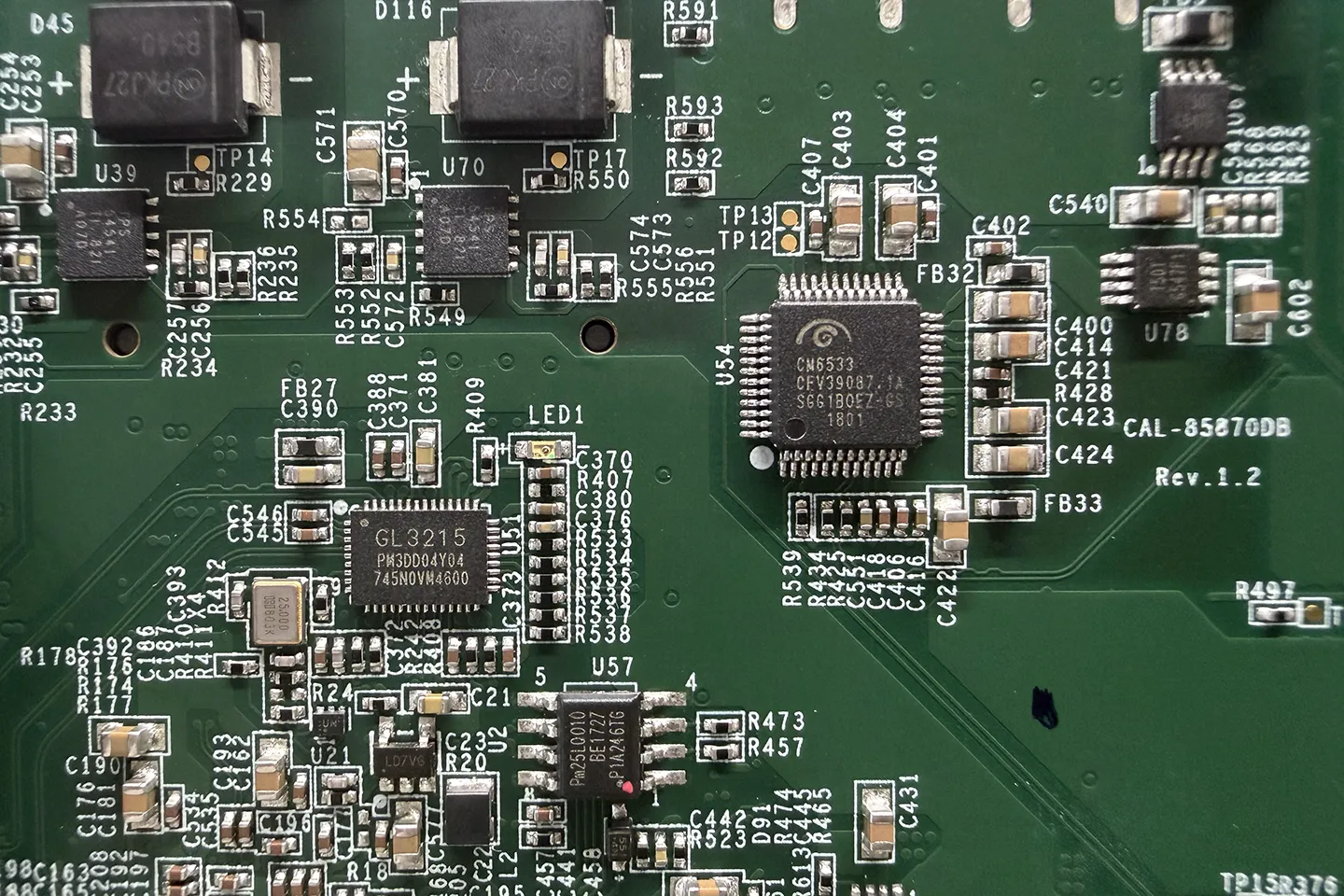 CalDigit TS3 PLUS DOCK / 雷电3扩展坞 拆解视频和主板高清图