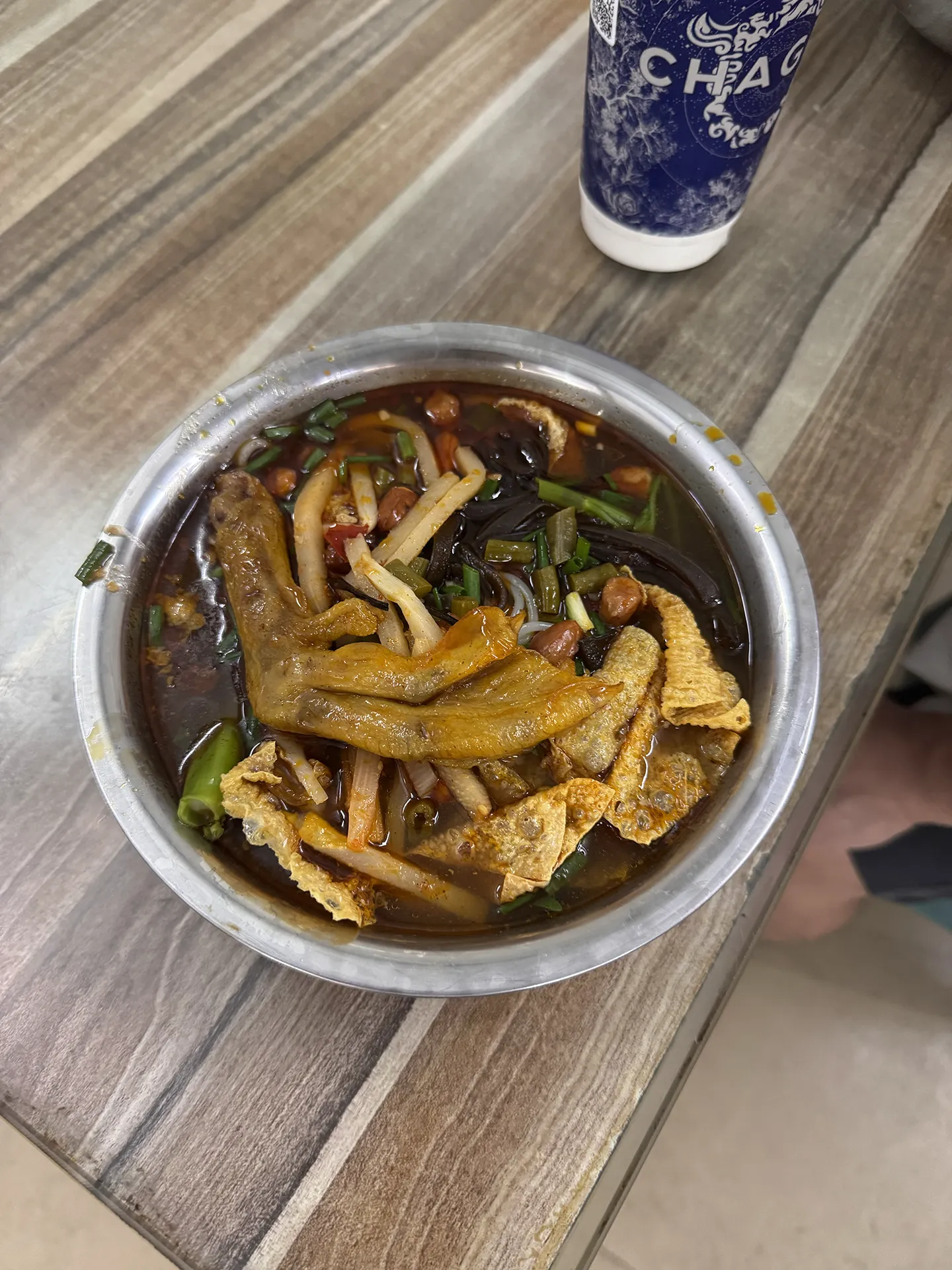 告别桂林山水,一头扎进柳州烟火与工业浪漫,沦陷柳州!嗦粉 + 工业博物馆打卡