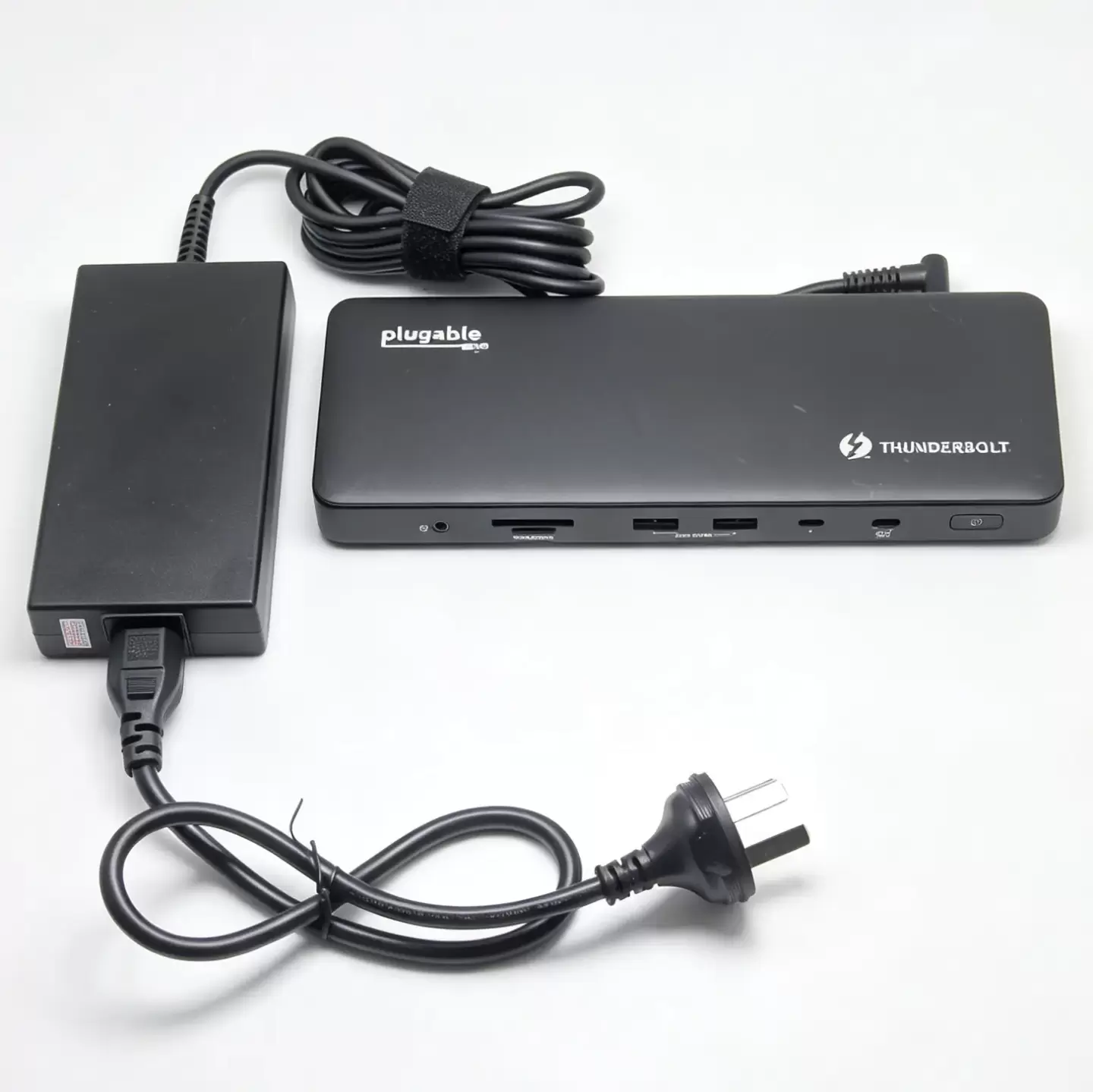 Plugable 雷电4扩展坞TBT4-UD5 苹果笔记本/Thinkpad/XPS等电脑外扩双HDMI2.0 4k 60hz/SD卡 96瓦PD供电 Plugable 雷电4扩展坞TBT4-UD5 苹果笔记本/Thinkpad/XPS等电脑外扩双HDMI2.0 4k 60hz/SD卡 96瓦PD供电