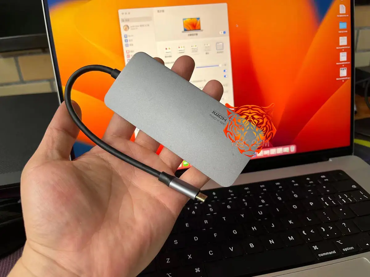 便携式 7合一扩展坞 USB-C转双HDMI/DP/VGA 转接器集线器3个USB2.0接口 兼容win Mac电脑支持 MST转换器