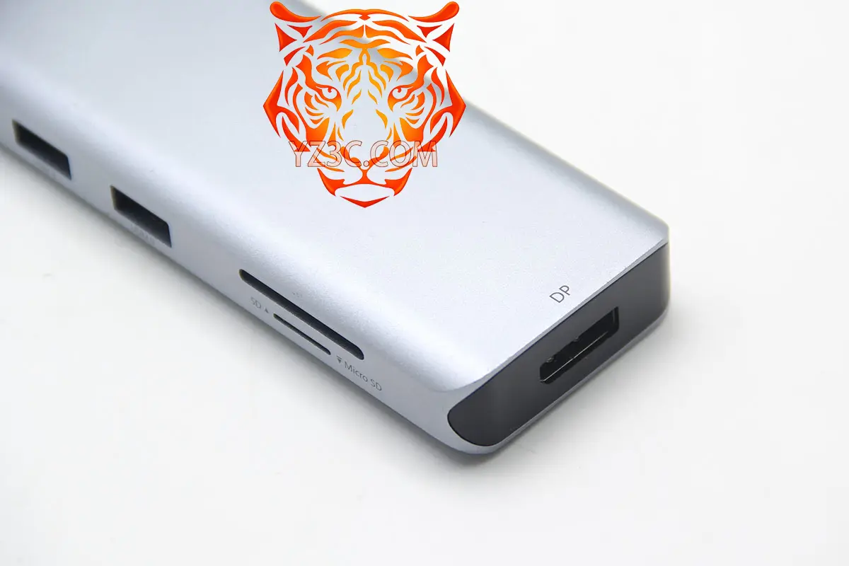 便携式 9合1 拓展坞 MST协议双HDMI和DP口 外接3个高清屏 87瓦PD供电 USB2.0和USB3.0 TF卡/SD卡 4k 60hz