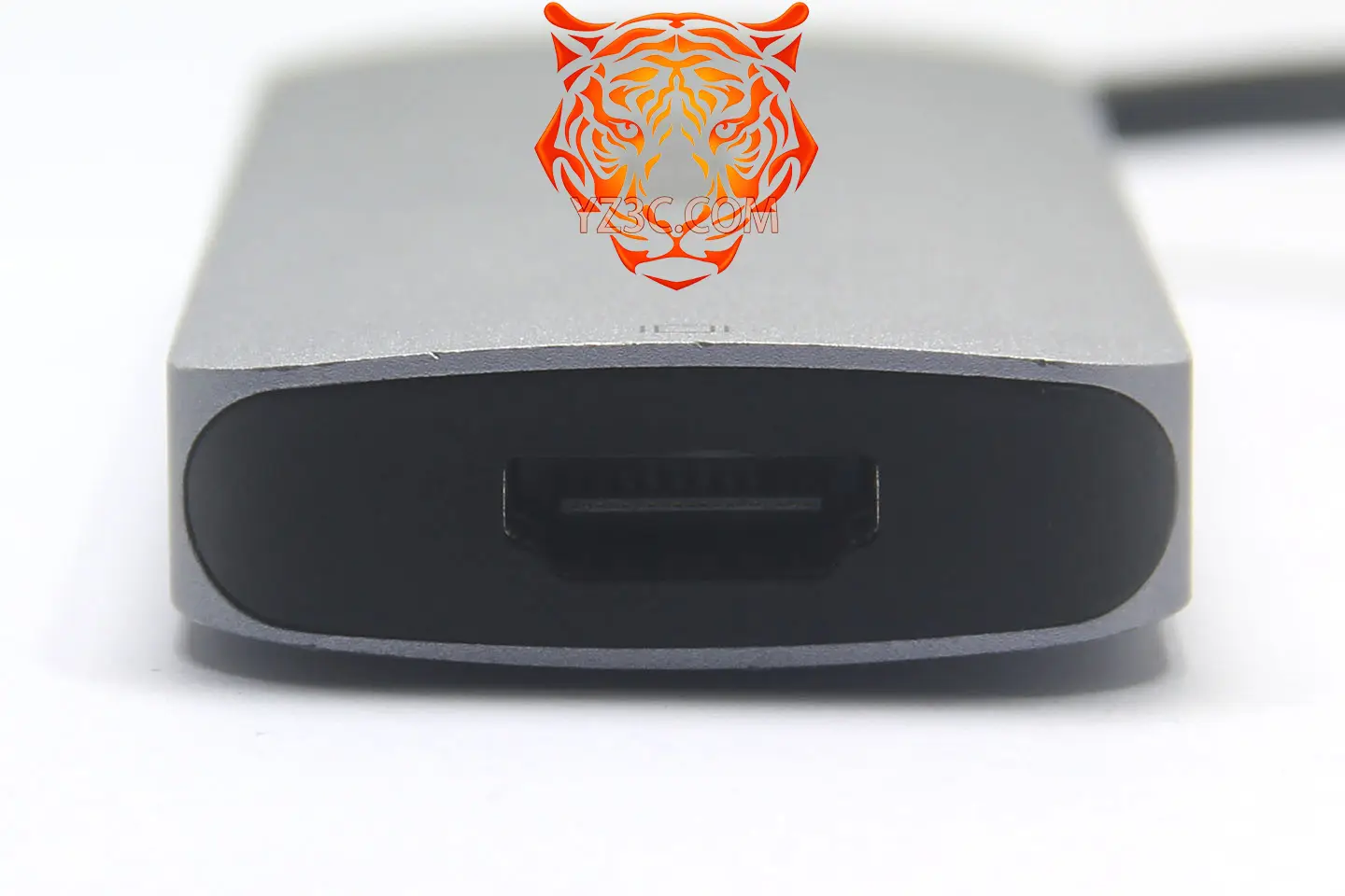 便携式 全功能C 7合1扩展坞支持Windows/Macos/三星DEX/等系统外扩HDMI 4K 30hz 3个USB3.0 SD卡插槽
