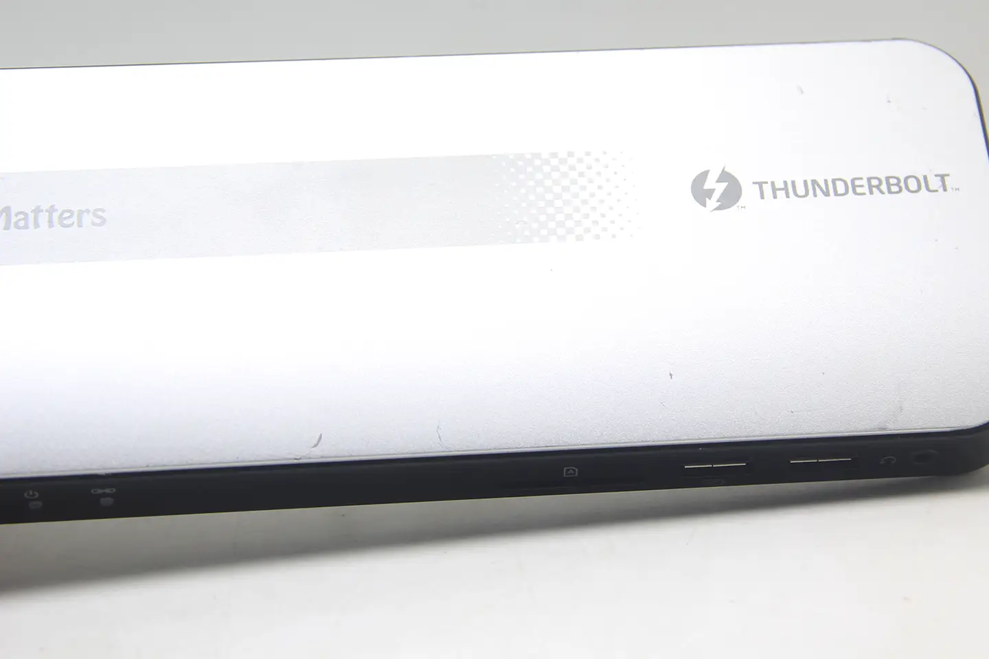 Cable Matters Thunderbolt Dock 雷电C扩展坞PD60瓦给电脑外扩5个USB3.0/1个HDMI2.0/千兆网卡/SD卡/3.5mm耳机口