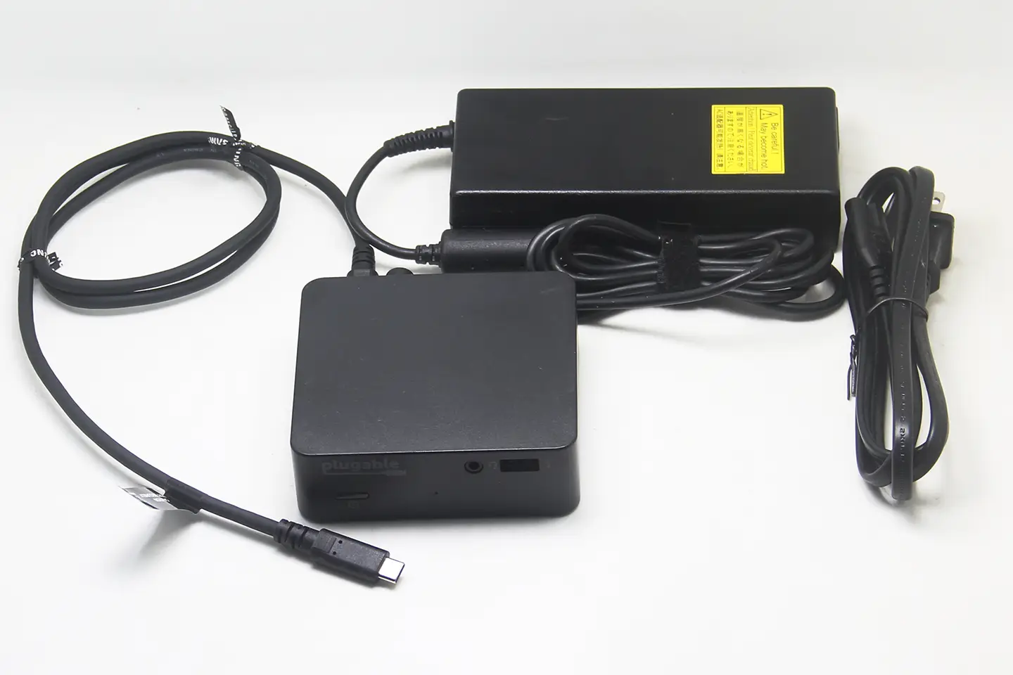 Plugable UD-CAM 紧凑型 USB‑C 全功能C 扩展坞 PD85瓦供电 外扩4K HDMI1.4 4个USB3.0 千兆网卡 3.5mm声卡