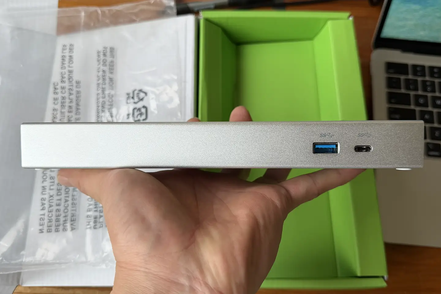 IOGEAR Thunderbolt雷电扩展坞85瓦PD供电 外扩单5k或双4k 60hz 千兆网卡 2个USB3.0 1个USB-C 3.5mm耳机口