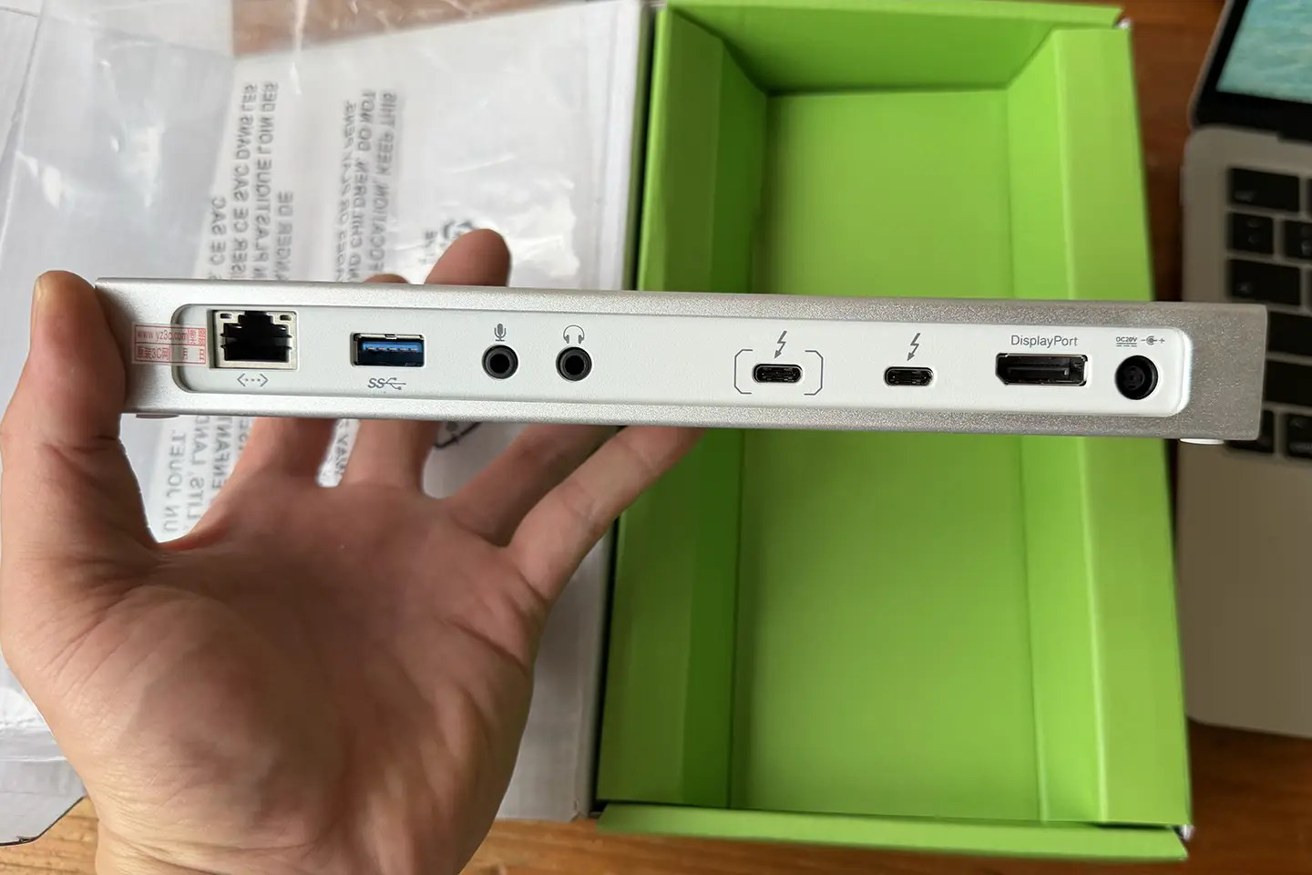 IOGEAR Thunderbolt雷电扩展坞85瓦PD供电 外扩单5k或双4k 60hz 千兆网卡 2个USB3.0 1个USB-C 3.5mm耳机口