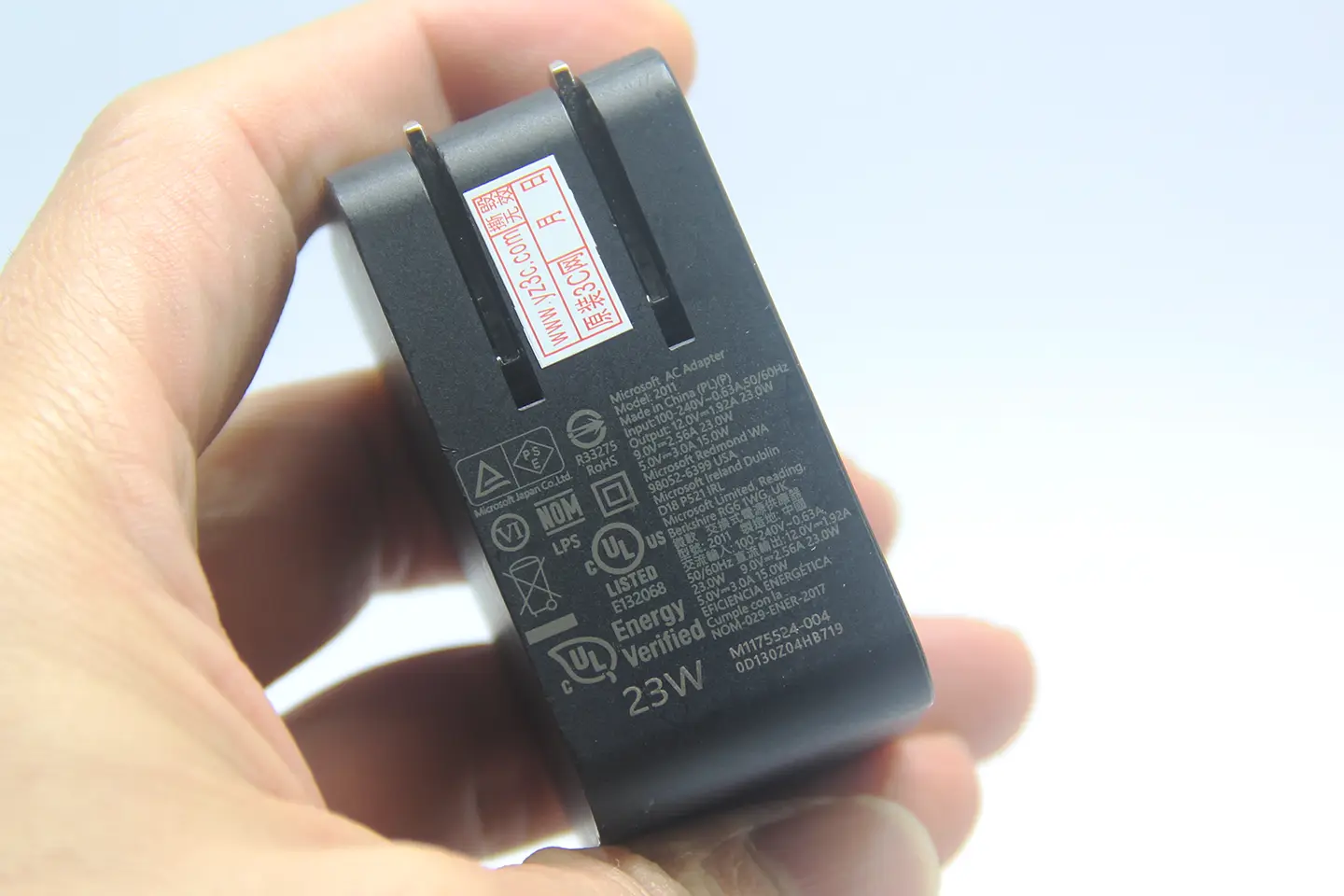 原装微软PD18瓦/23瓦 充电器 小巧折叠插脚 微软1847/微软2011 适用Surface Duo iPhone等手机平板 原装微软PD18瓦/23瓦 充电器 小巧折叠插脚 微软1847/微软2011 适用Surface Duo iPhone等手机平板