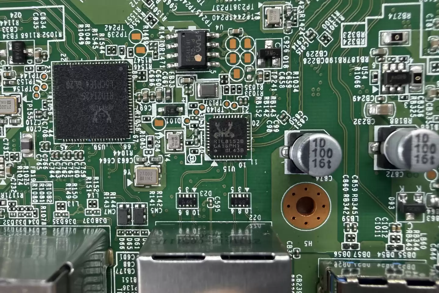 肯新通 Kensington SD5600T 双4K显示输出 雷电C与USB-C混合型扩展坞 主板高清拆解图片