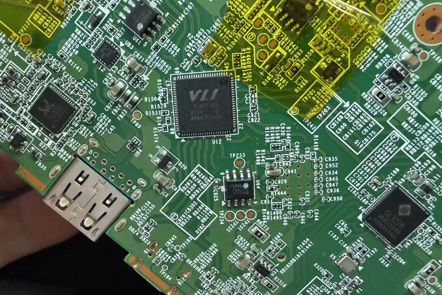 肯新通 Kensington SD5600T 双4K显示输出 雷电C与USB-C混合型扩展坞 主板高清拆解图片